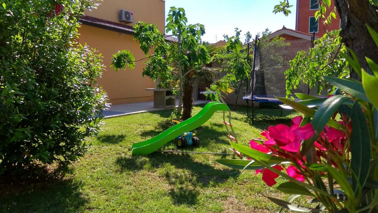 Lusyhouse Villa Pula Exterior foto